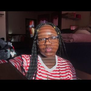 Meet your Posher, Tamara